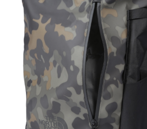 The North Face スクランブラーデイパック シンプルなボックス型バックパック リュックレビュー リュックマン The North Face スクランブラーデイパック シンプルなボックス型バックパック リュックレビュー リュックマン