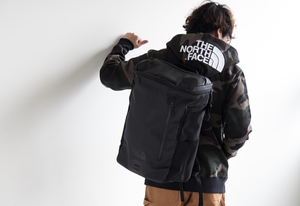 The North Face スクランブラーデイパック シンプルなボックス型バックパック リュックレビュー リュックマン The North Face スクランブラーデイパック シンプルなボックス型バックパック リュックレビュー リュックマン