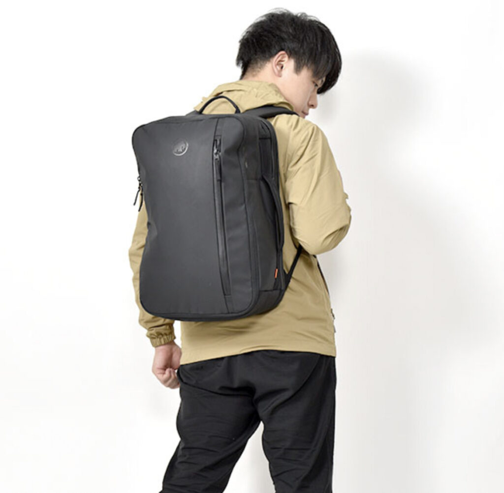 MAMMUT】トランスポーター25 進化したスクエア型バックパックは 
